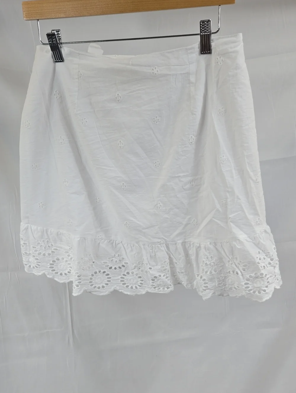 Japna White Eyelet Wrap Skirt with Ruffle Hem Lined Large